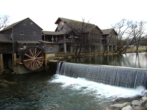 Old Mill Restaurant Pigeon Forge,TN. Campground Creekside RV Park 