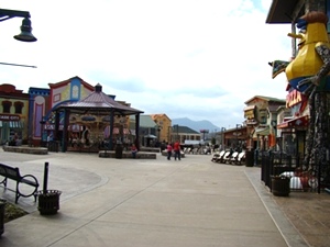 The Island - Great Smoky Mountain Wheel in Pigeon forge 