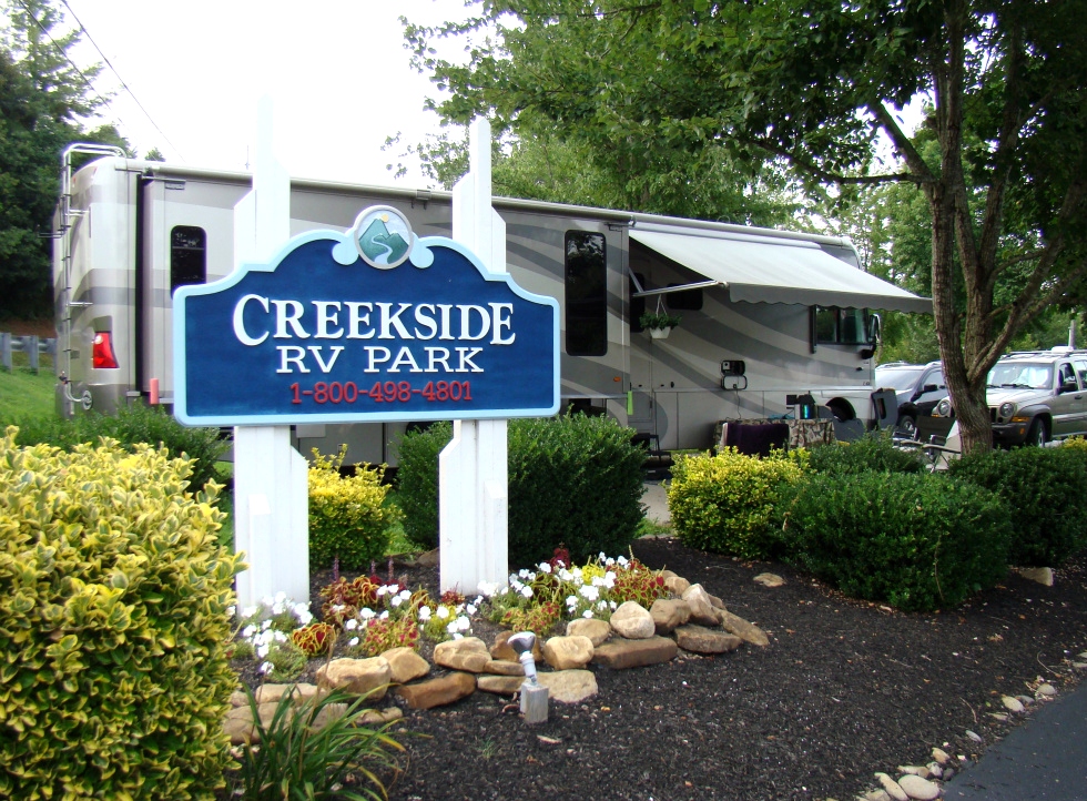 CAMPGROUND PIGEON FORGE TN - CREEKSIDE RV PARK - GOOD SAM PARK #1 CHOICE 